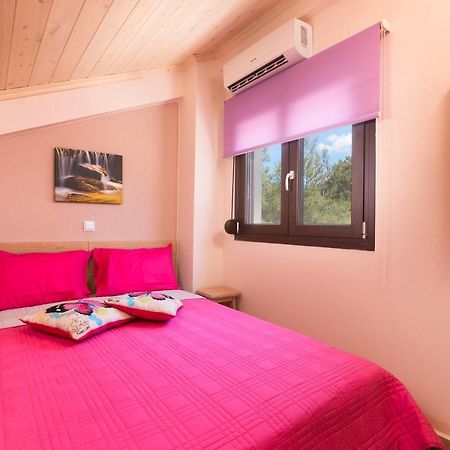 Villa Ermioni Apartments ลิเมนาเรีย ภายนอก รูปภาพ