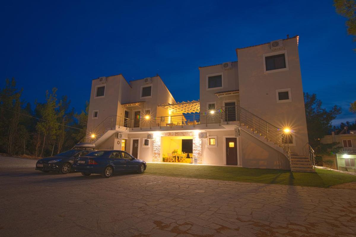 Villa Ermioni Apartments ลิเมนาเรีย ภายนอก รูปภาพ